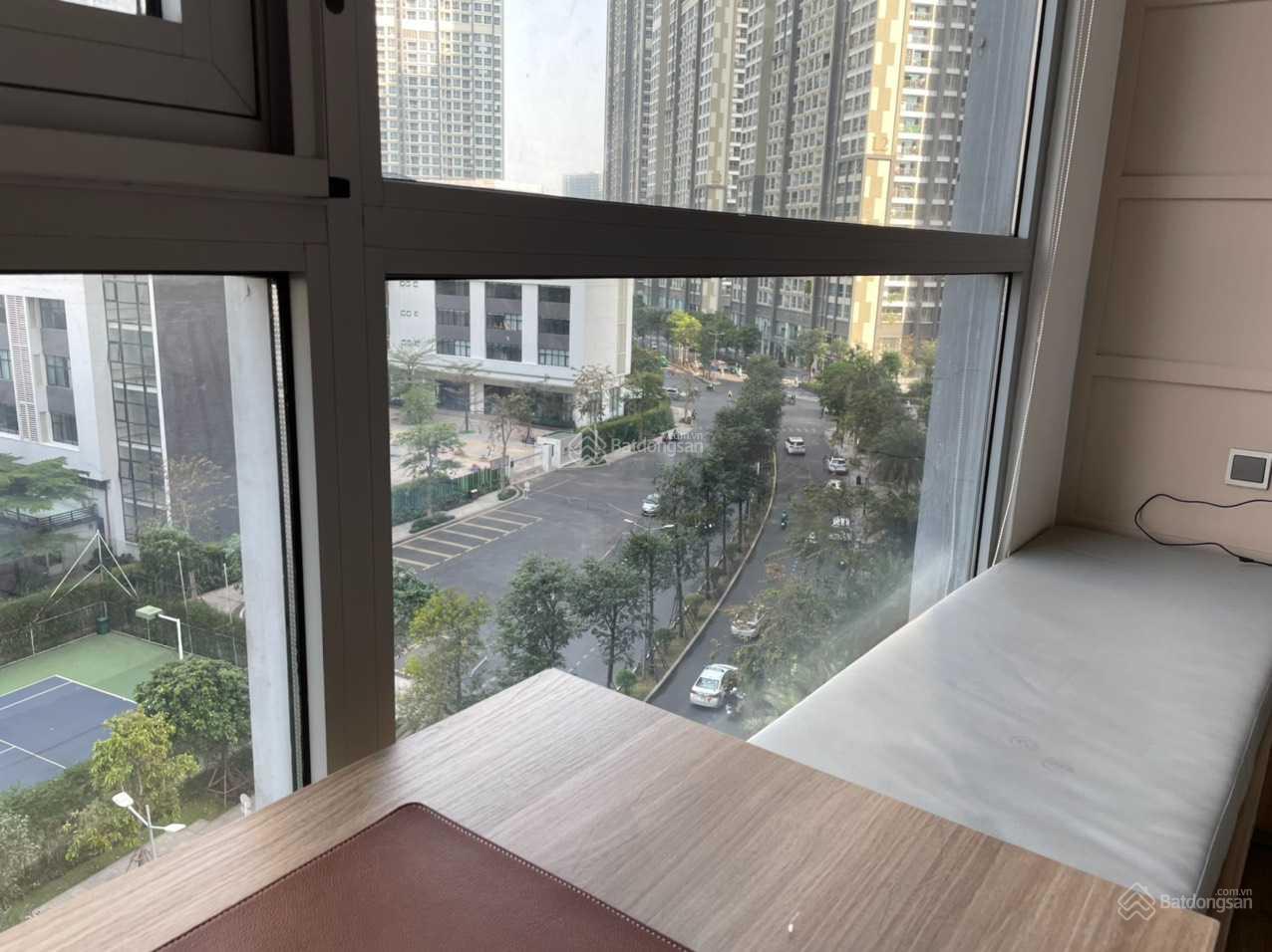 Chuyên bán căn hộ Vinhomes Central Park 1,2,3,4 PN và Landmark 81 giá tốt nhất. LH 0901692239