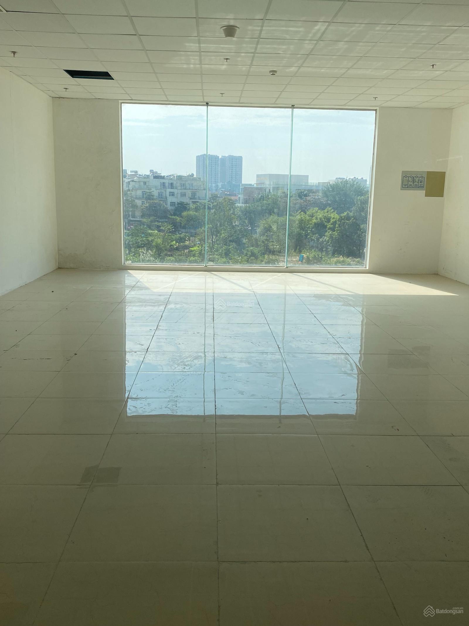 Bán sàn văn phòng chung cư Gelexia Tam Trinh - sổ hồng lâu dài - giá 1.9 tỷ/ 74m2
