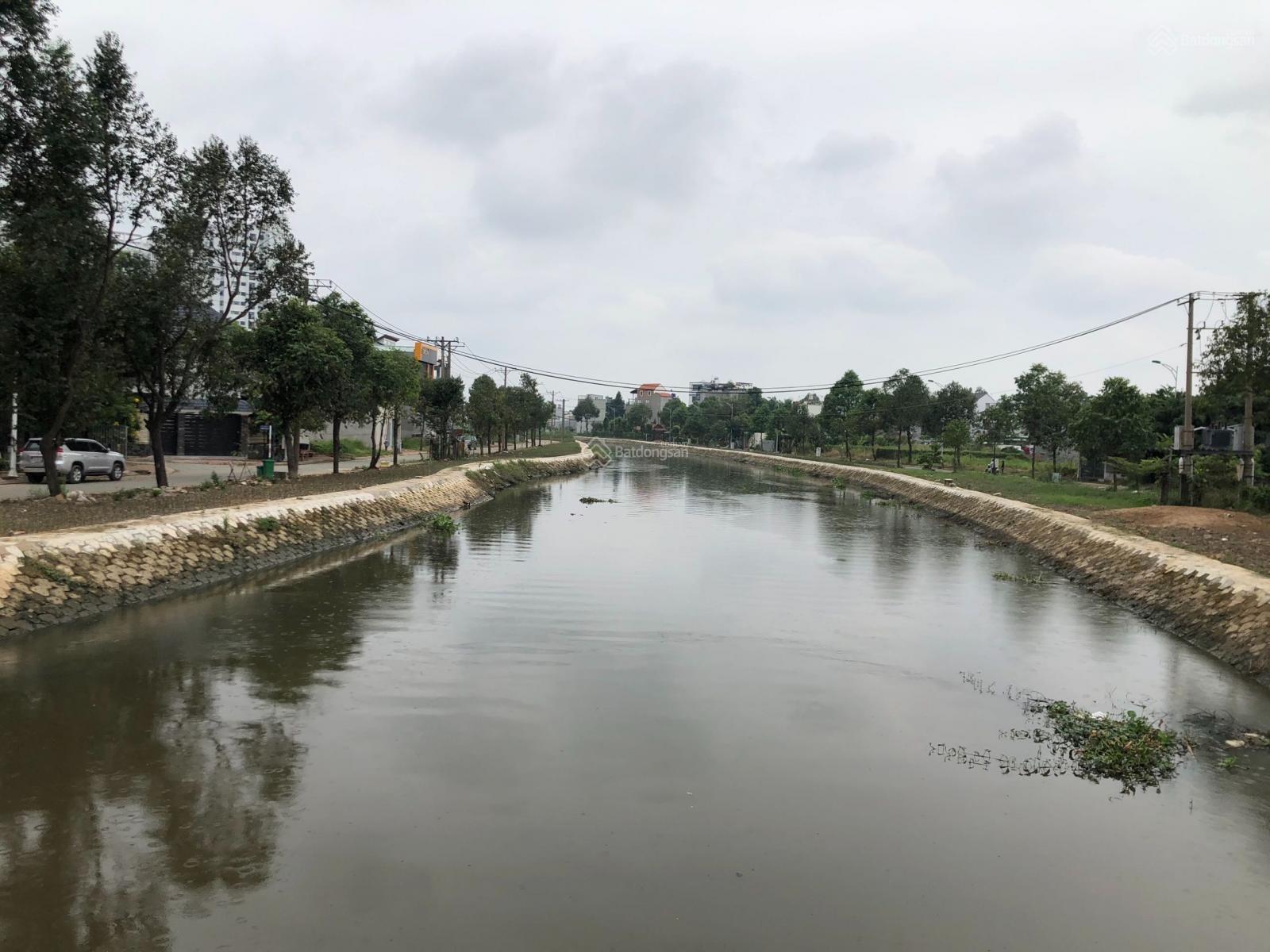 Chính chủ cần bán gấp đất mặt tiền sông Vĩnh Phú 1 - Khu dân trí đông đúc - giá chỉ 35,5 triệu/m2