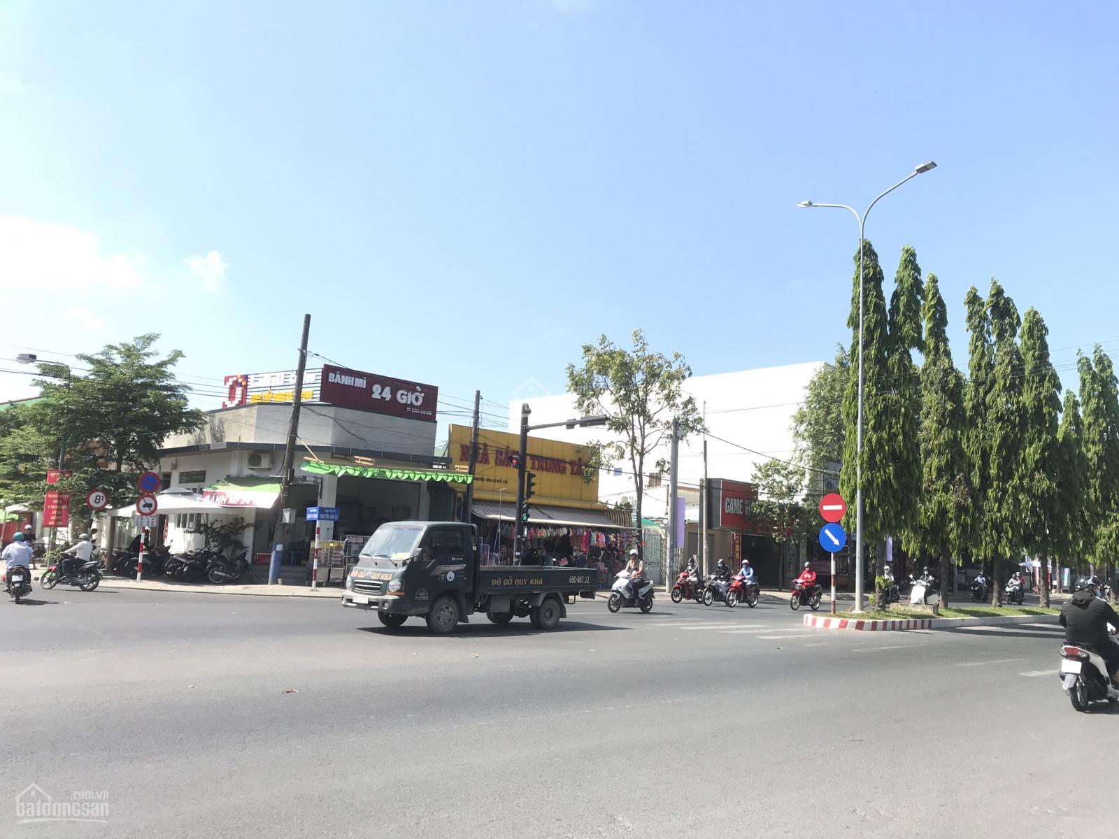 Cho thuê mặt bằng kinh doanh đường Nguyễn Văn Cừ nối dài, gần đường Trần Nam Phú, mặt tiền 8 x 25